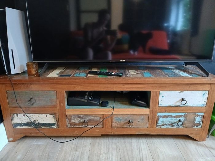 TV/Media Unit