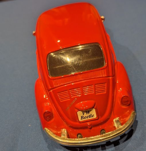 Maisto VW Beetle 1/24 diecast