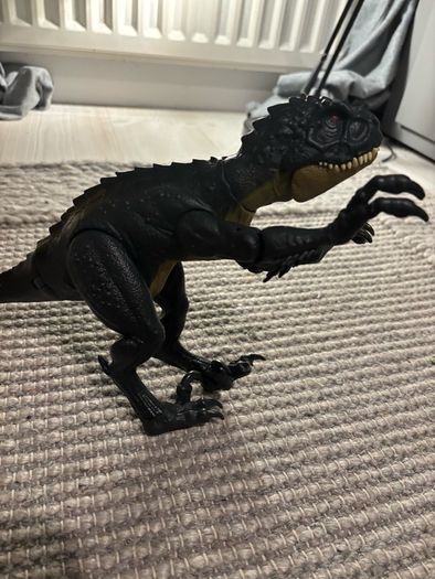4x large toy dinosaurs