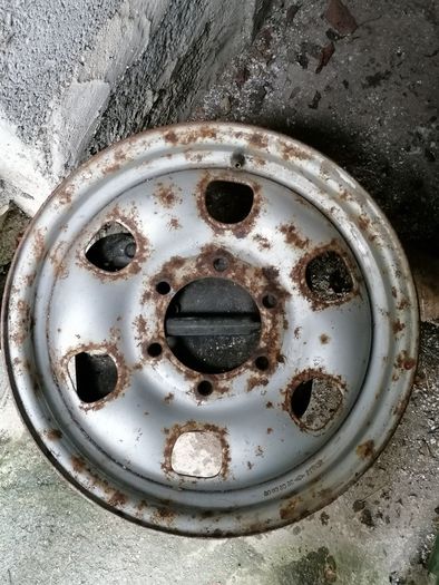 2 still for sale-Toyota landcruiser or hilux steel rims wheels alloys tyres
