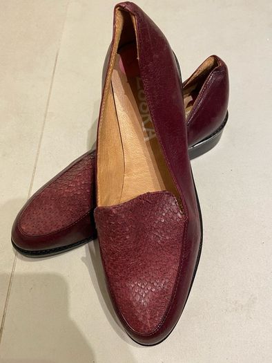 women shoes burgundy loafers designer Esska size 5 Brand New