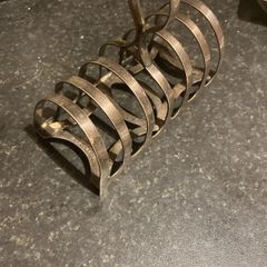 Retro toast rack