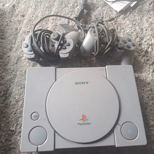 Sony Playstation 1 (ps1) Retro Console