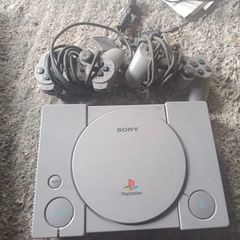 Sony Playstation 1 (ps1) Retro Console