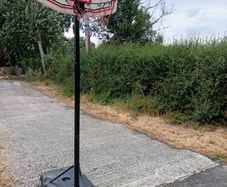 Basketball stand