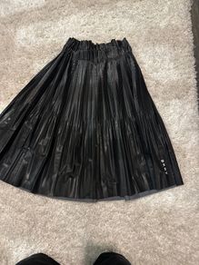 DKNY black leather effect long skirt (8)