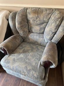 Free Suite of furniture