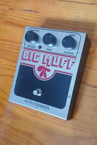 Electro-Harmonix Big Muff Pi - Excellent Condition
