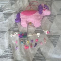 Polly pocket