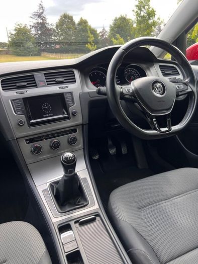 Volkswagen Golf 2015 TSI 1.4 Freshly Serviced