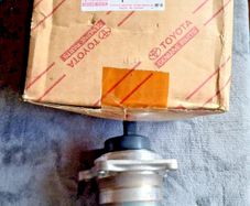 Genuine Rav 4 00-05, Avensis Verso, Rear Wheel Bearing Hub 42450-42030