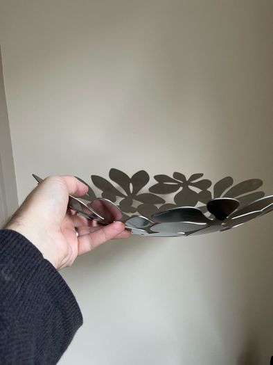 Metal bowl