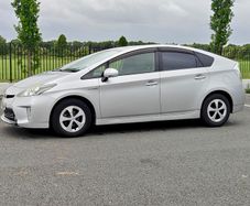 2013 Toyota Prius 1.8 Hybrid - Priced to Sell