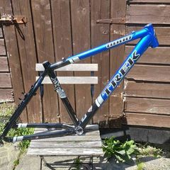 2004 Trek 8000 frame