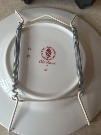 Royal Crown Darby " Old Imari" 1128 6.5" plates