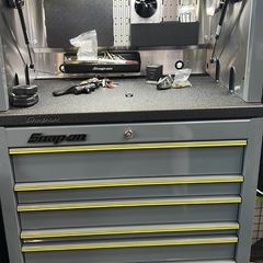 Snap on 36 inch roll cab with hutch