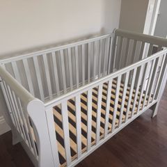 Sleigh cotbed