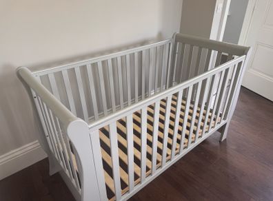 Sleigh cotbed