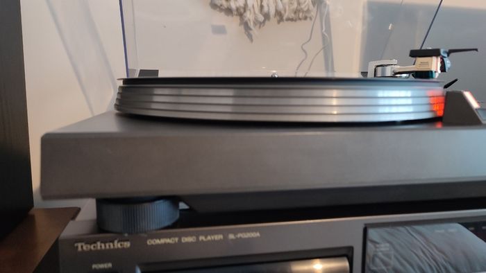 CLASSIC Technics SL-1900,FullAuto, Turntable.Direct Drive. Full service.