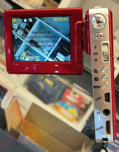 Vivitar 12.1 MP HD Digital Camera with 2.4 TFT (DVR 925HD) Red