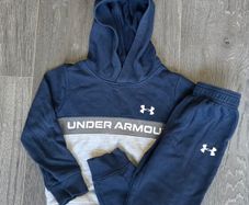 Boys under armour tracksuit 4-5