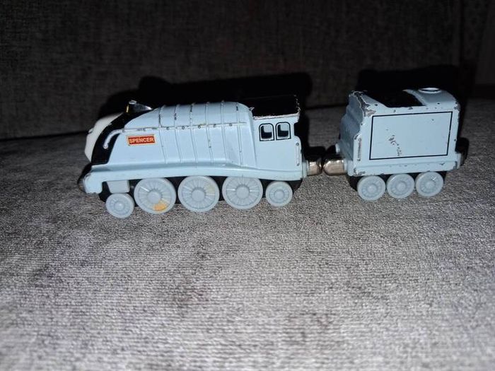 x10 Bundle - Thomas Tank Engines Friends - Diecast Metal Magnetic Take N Play Train Engines