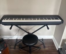 Yamaha Keyboard P35