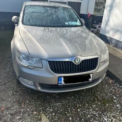 Skoda Superb 2012
