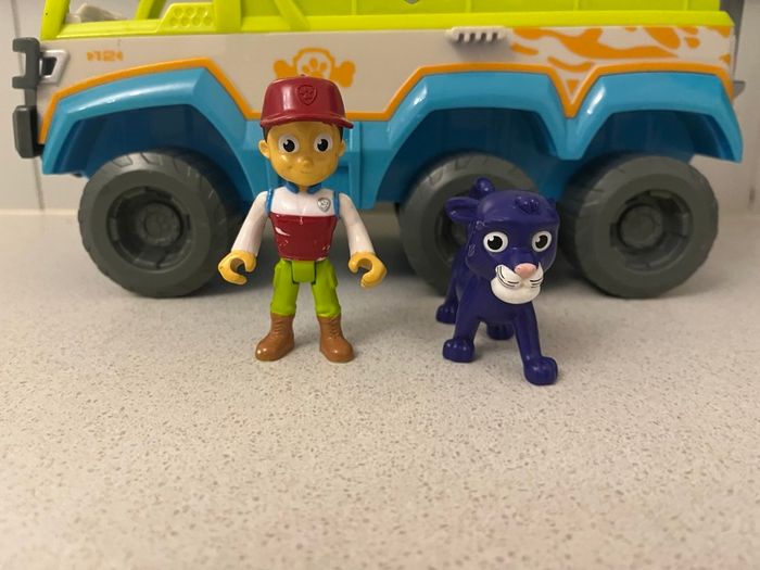 Paw Patrol Jungle Terrain Rescue Vehicle with 3 Figures