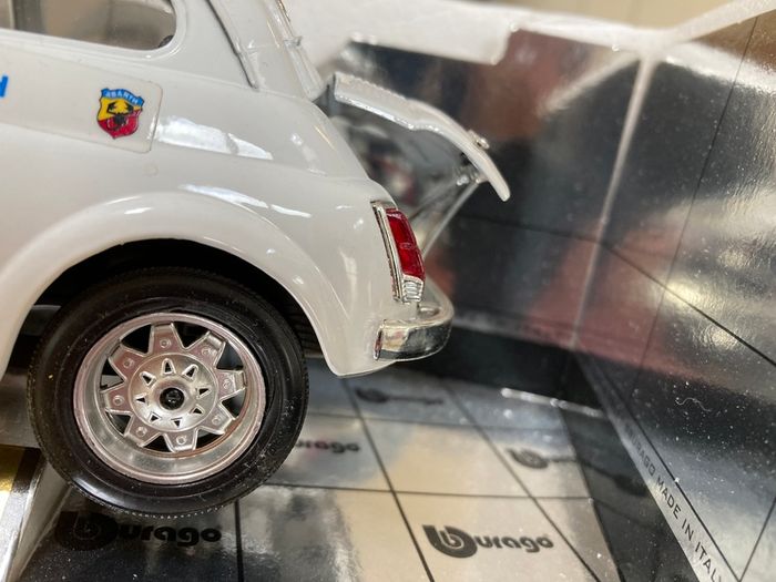 Abarth Fiat 500 1/18