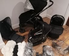 Uppababy Travel System and Maxi Cosi Pebble