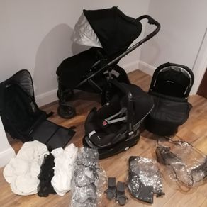 Uppababy Travel System and Maxi Cosi Pebble