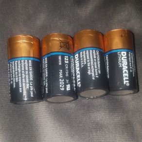 Duracell CR123a 16340 battery 5 each 2 for 9, 4 for 15