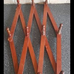 Mid century storage rack