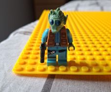 Lego star wars minifigure Greedo smart brick