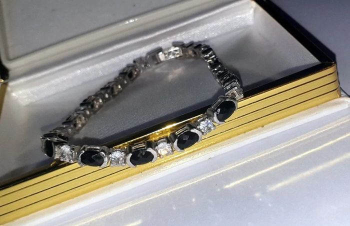 Vintage Sterling Silver Gemset Line Bracelet
