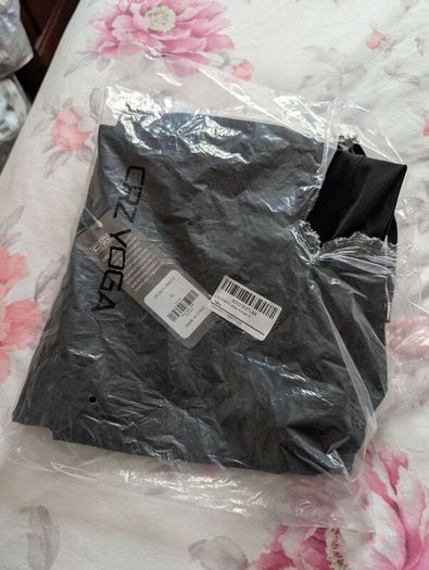 [Brand New] Men's black joggers