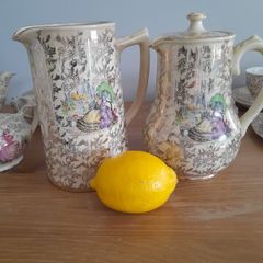 Sadler teapot and jug set, model 1153,