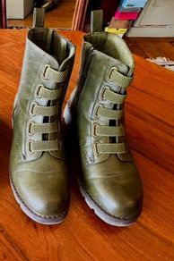 Heavenly Feet Green Ankle Boots