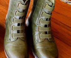 Heavenly Feet Green Ankle Boots