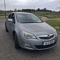 Opel Astra J 2010