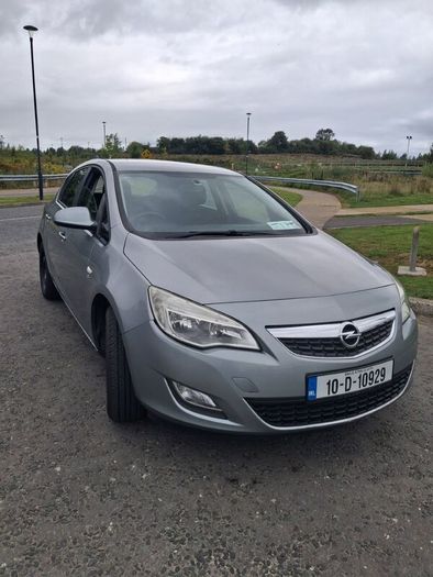 Opel Astra J 2010