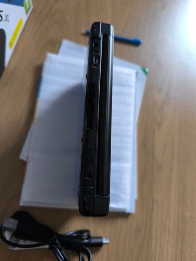 Nintendo 3DS XL boxed with 20 games