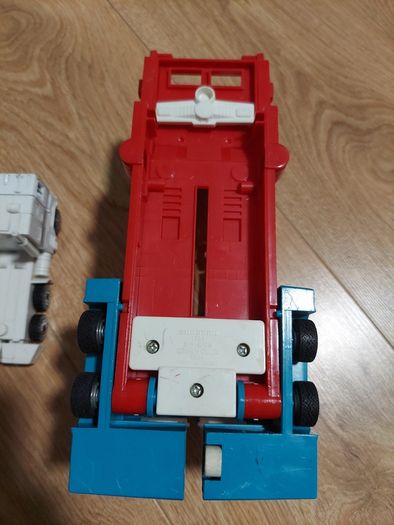 Transformer G1  Ultramagnus