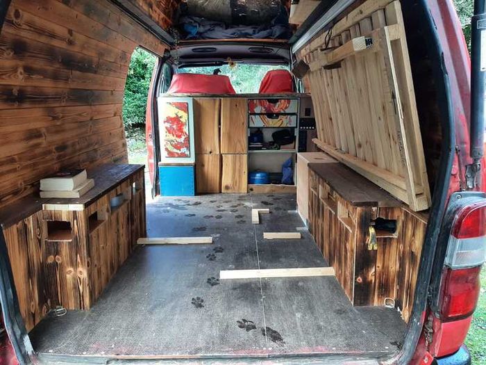 2001 Toyota HiAce