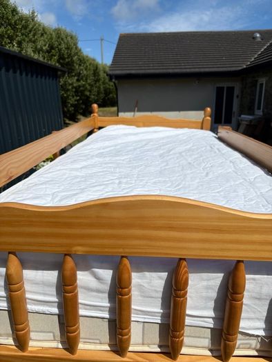 Bunk bed with 2 mattresses