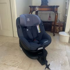 Maxi-Cosi Mica i-size ISOFIX Rotating Car Seat