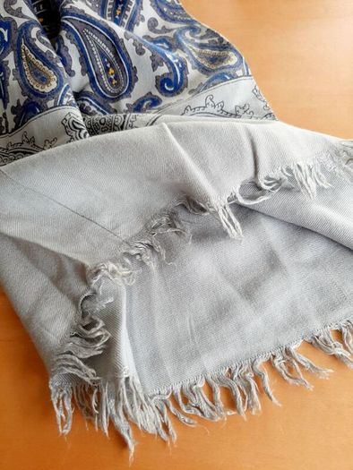 Vintage Kingston's of Dublin paisley scarf