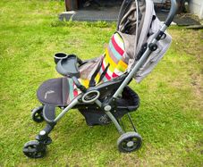 Baby stroller and pram