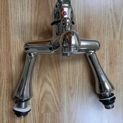 bathroom sink tap